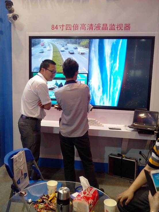魅力長沙 風采依舊——雅迅達屏顯天下84寸監(jiān)視器驚艷亮相